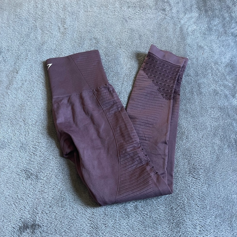 𝅺Gymshark Mauve Purple Laser Cut Seamless Leggings